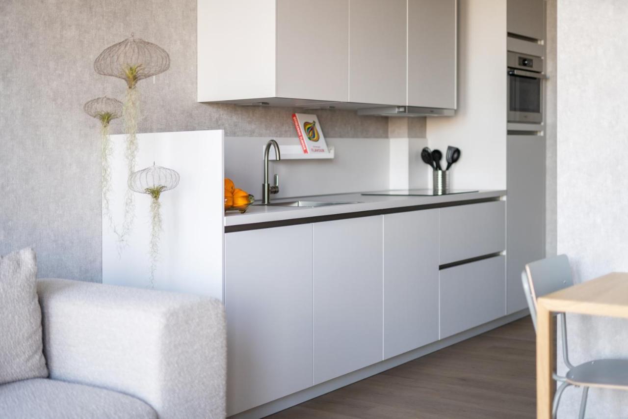 Apartment 348 Short Den Haag