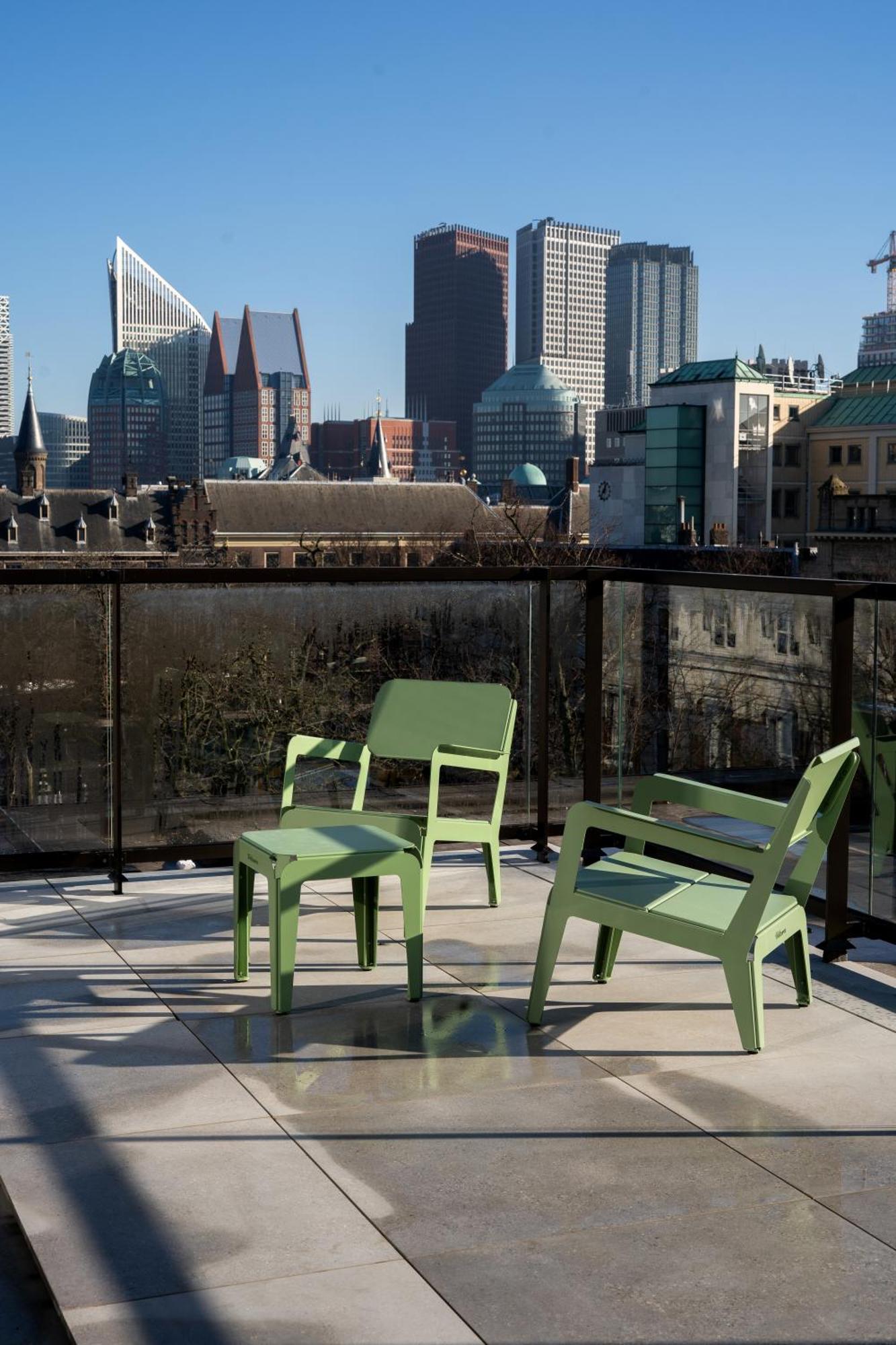 348 Short * Den Haag