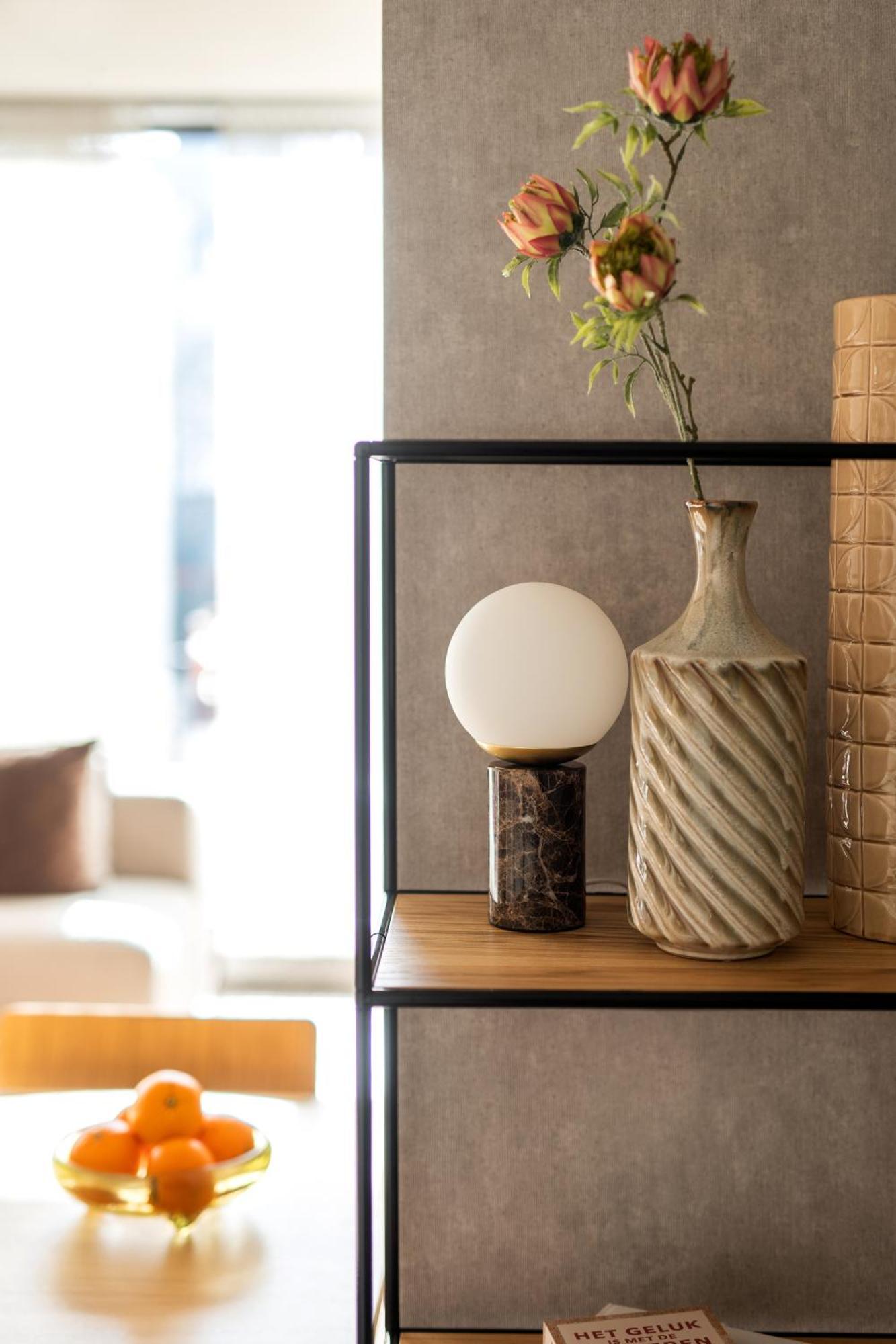 348 Short Apartment *