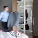 348 Short Apartment *