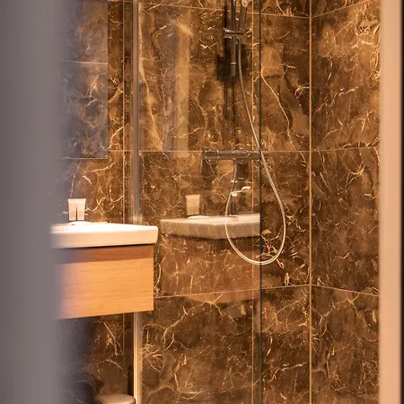 Apartment 348 Short *