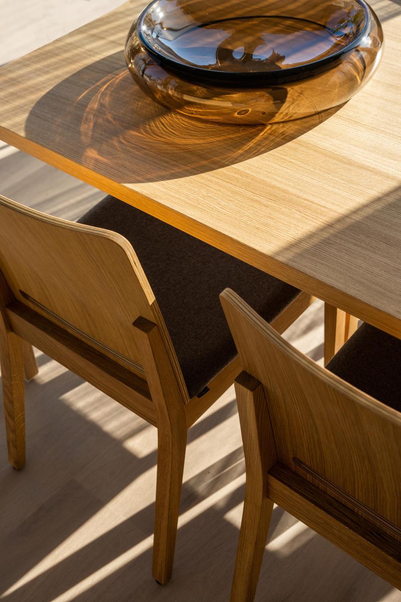 348 Short * Den Haag